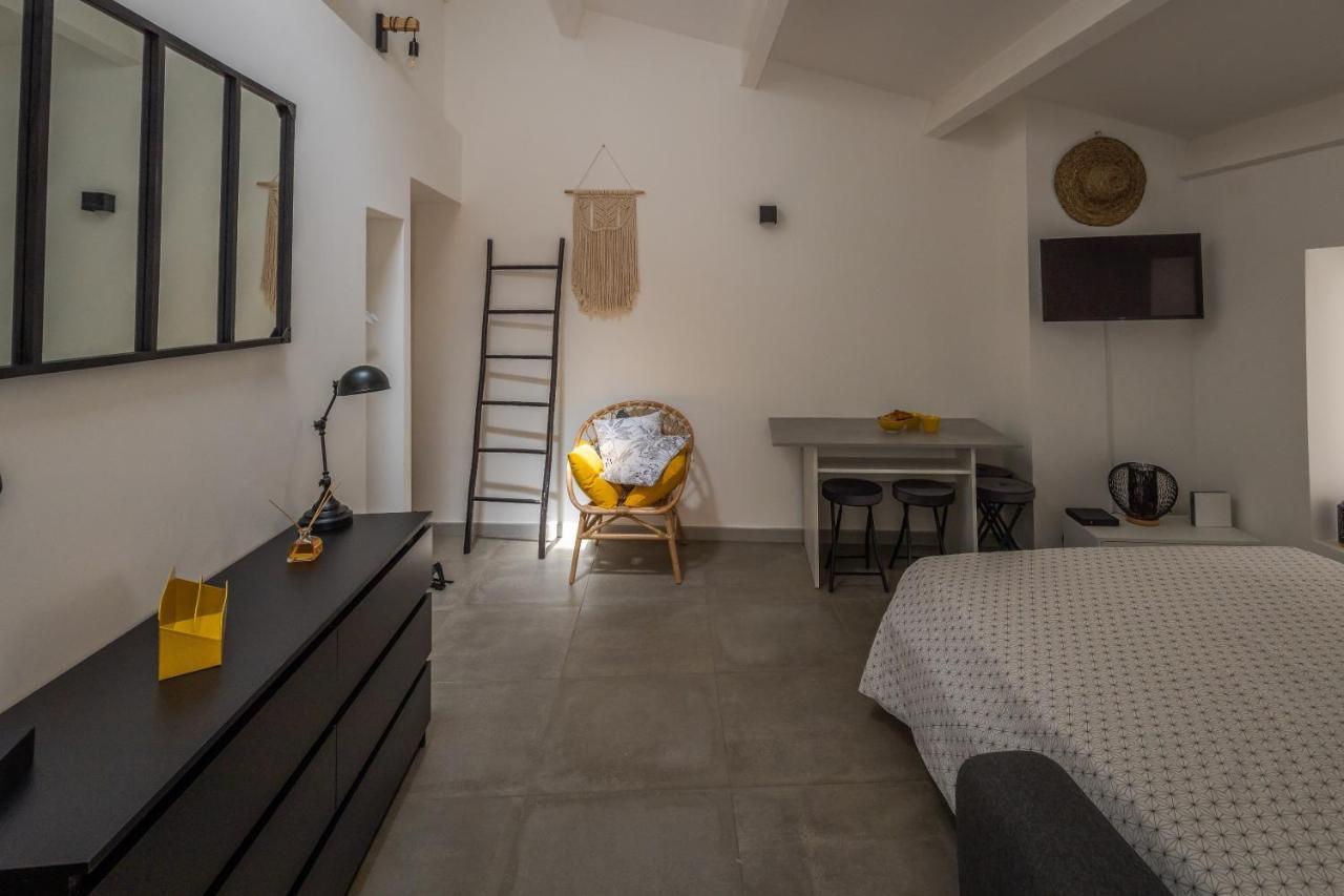 Appartement Terrasse Climatise Calme En Centre-Ville LʼIsle-sur-la-Sorgue 외부 사진